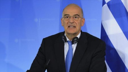 Yunan Bakan İstanbul yerine “Konstantinopolis” tabirini kullandı! Reaksiyon çekince yeni bir paylaşım daha yaptı