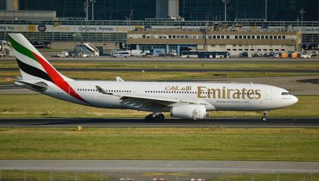 BAE, Suriye uçuşlarını tekrar başlatma kararı aldı