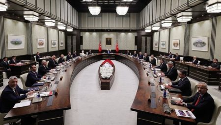 Kabine toplanıyor: Zelzele, iktisat ve terörle gayret masada